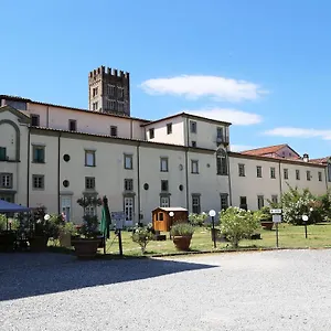 San Frediano Hostal Lucca
